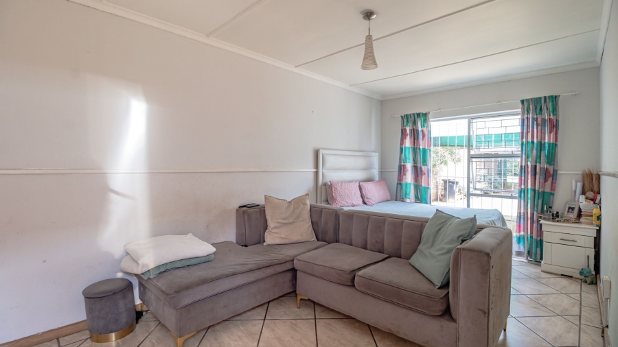 3 Bedroom Property for Sale in Birch Acres Gauteng