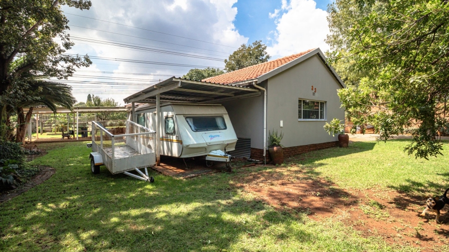 3 Bedroom Property for Sale in Birch Acres Gauteng
