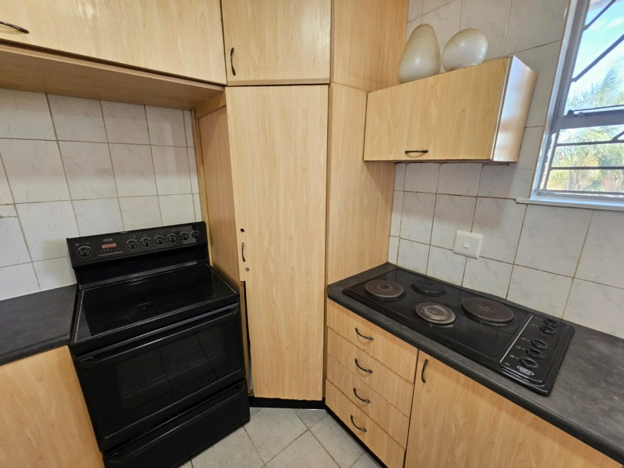 To Let 3 Bedroom Property for Rent in Laudium Gauteng