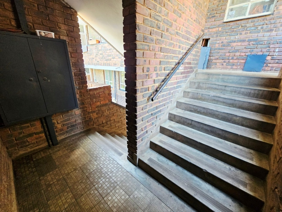 To Let 3 Bedroom Property for Rent in Laudium Gauteng