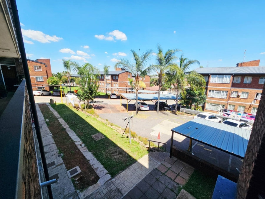 To Let 3 Bedroom Property for Rent in Laudium Gauteng