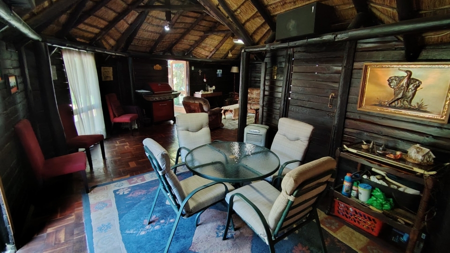 6 Bedroom Property for Sale in Eldoraigne Gauteng