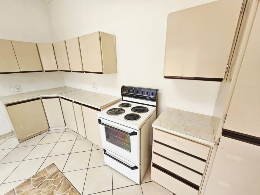 To Let 3 Bedroom Property for Rent in Laudium Gauteng