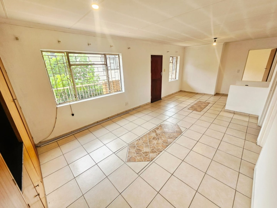 To Let 3 Bedroom Property for Rent in Laudium Gauteng