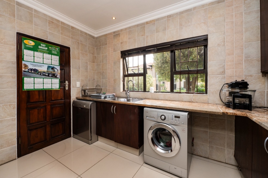 4 Bedroom Property for Sale in Meyersdal Gauteng