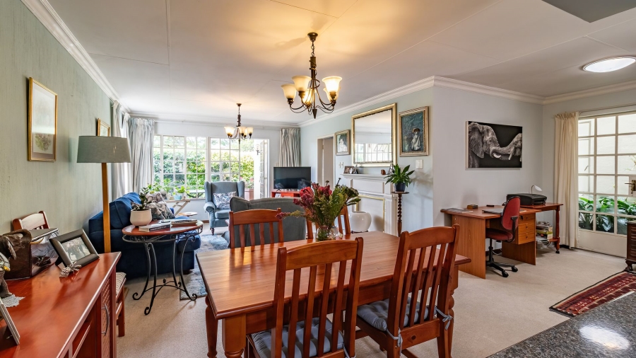 2 Bedroom Property for Sale in Magaliessig Gauteng