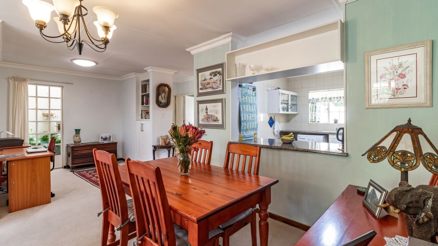 2 Bedroom Property for Sale in Magaliessig Gauteng