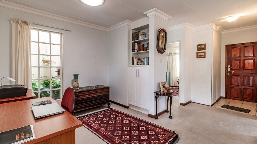 2 Bedroom Property for Sale in Magaliessig Gauteng