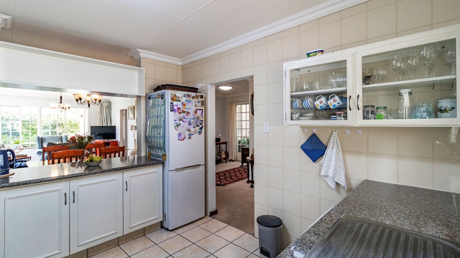 2 Bedroom Property for Sale in Magaliessig Gauteng