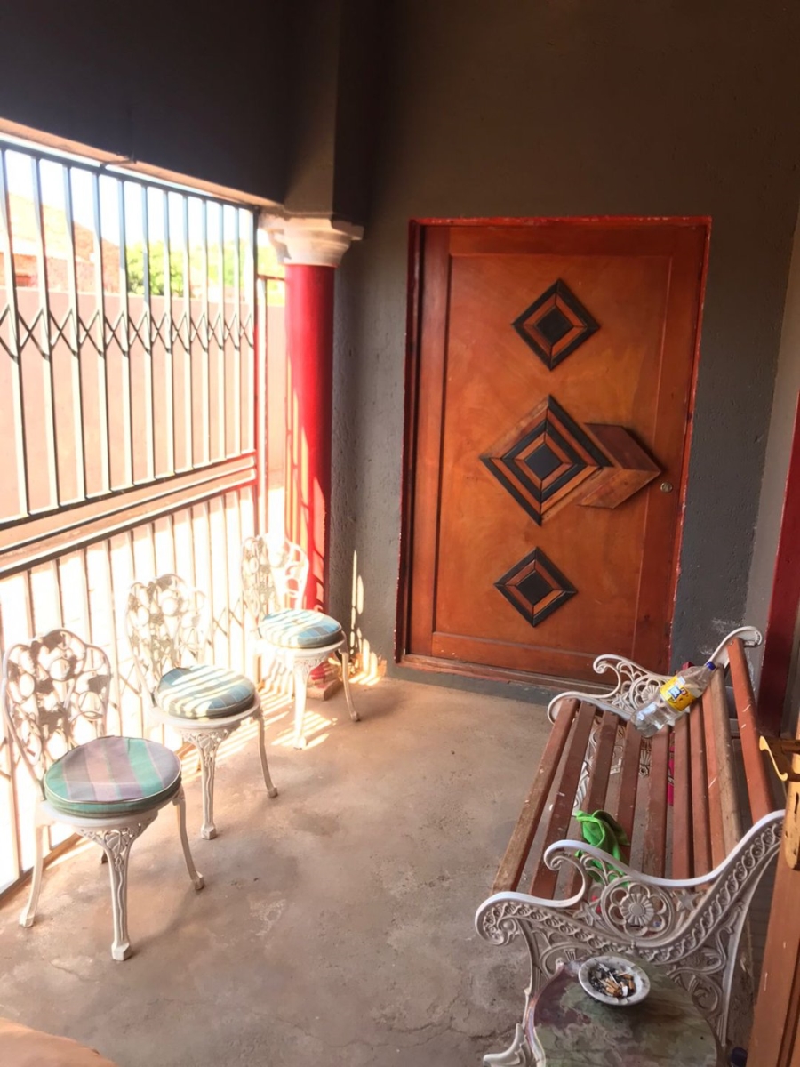 2 Bedroom Property for Sale in Soshanguve VV Gauteng