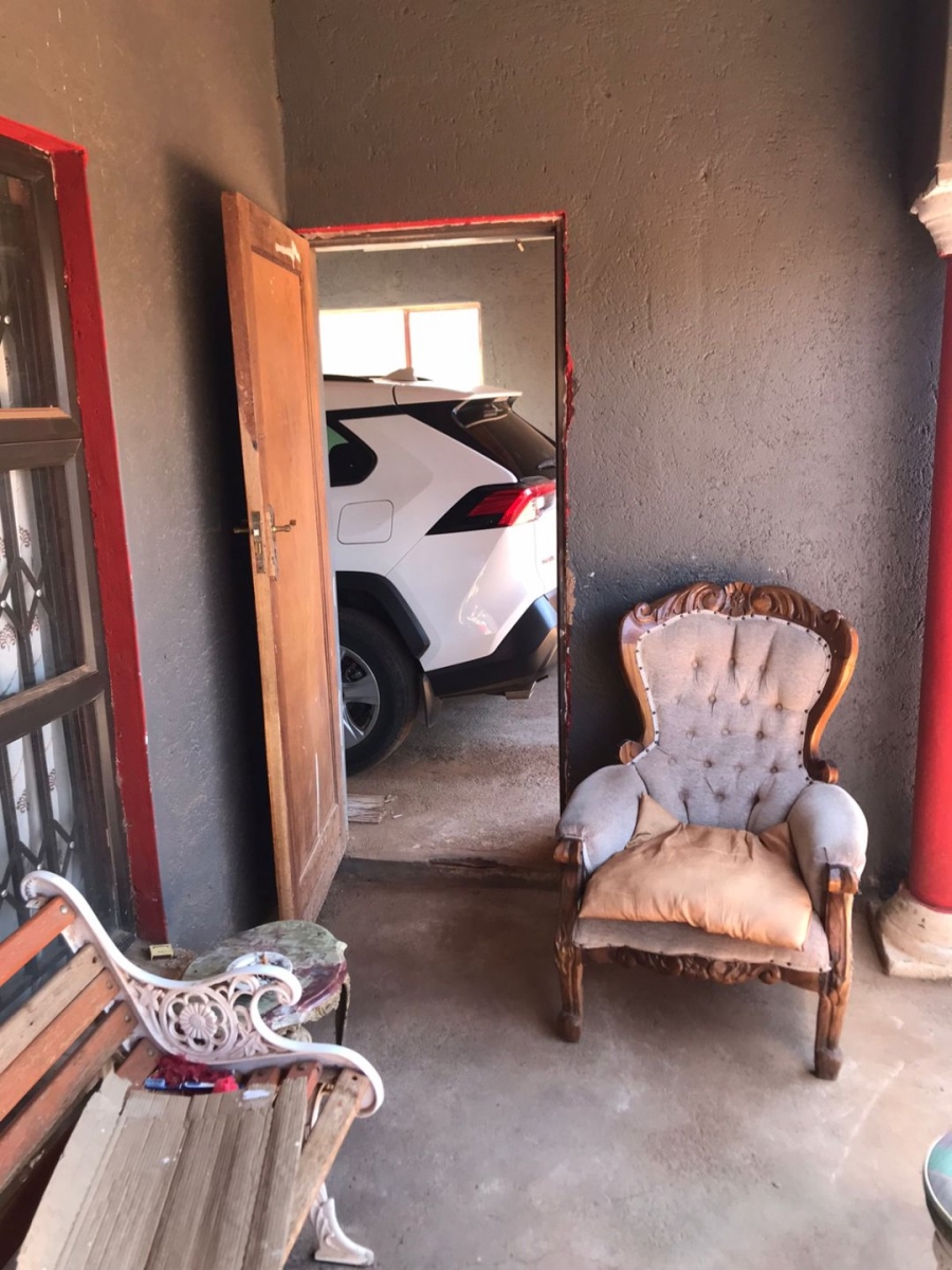 2 Bedroom Property for Sale in Soshanguve VV Gauteng
