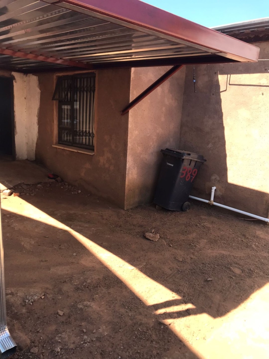 2 Bedroom Property for Sale in Soshanguve VV Gauteng