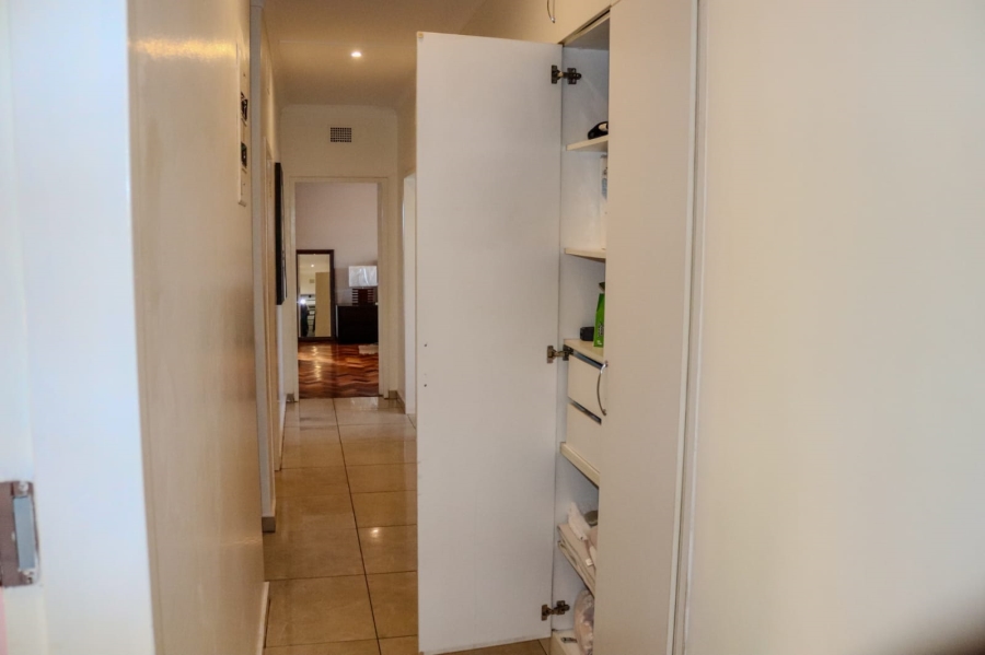 4 Bedroom Property for Sale in Annlin Gauteng
