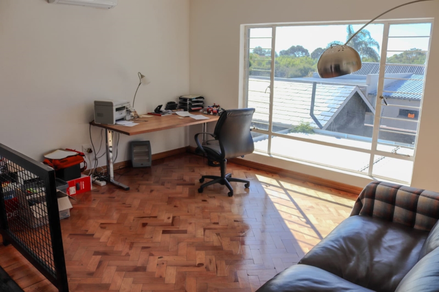 4 Bedroom Property for Sale in Annlin Gauteng