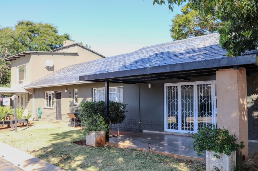 4 Bedroom Property for Sale in Annlin Gauteng