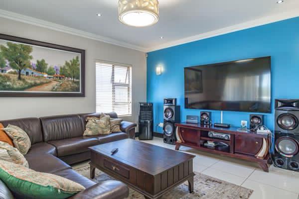 4 Bedroom Property for Sale in Amandasig Gauteng