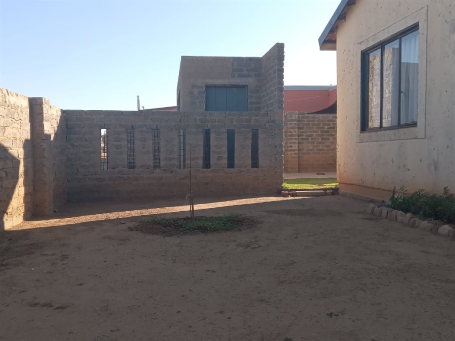2 Bedroom Property for Sale in Lawley Gauteng