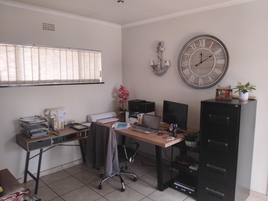 3 Bedroom Property for Sale in Eden Glen Gauteng