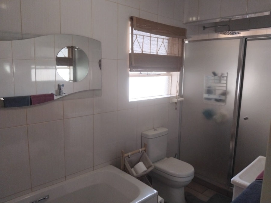 3 Bedroom Property for Sale in Eden Glen Gauteng