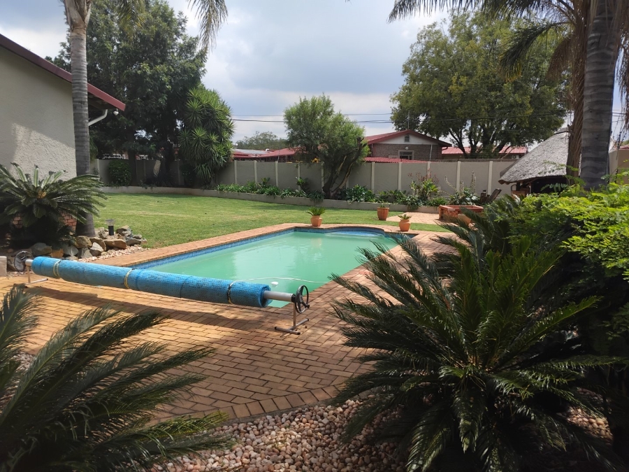3 Bedroom Property for Sale in Eden Glen Gauteng