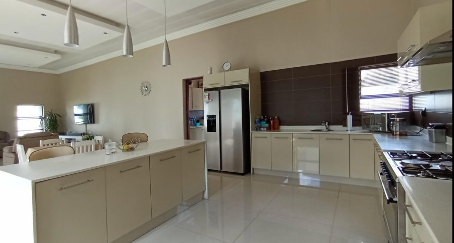 4 Bedroom Property for Sale in Copperleaf Estate Gauteng