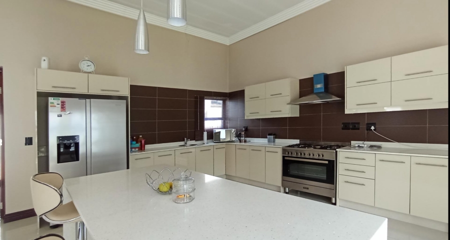 4 Bedroom Property for Sale in Copperleaf Estate Gauteng