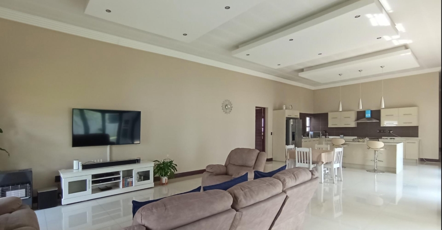 4 Bedroom Property for Sale in Copperleaf Estate Gauteng