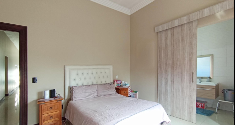 4 Bedroom Property for Sale in Copperleaf Estate Gauteng