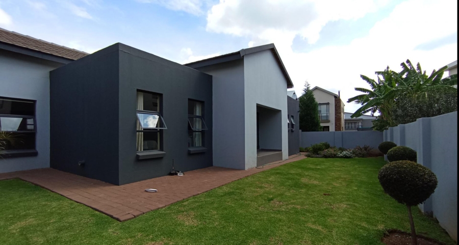 4 Bedroom Property for Sale in Copperleaf Estate Gauteng