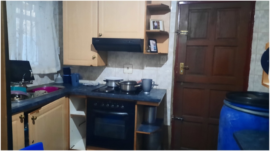 2 Bedroom Property for Sale in Tembisa Central Gauteng