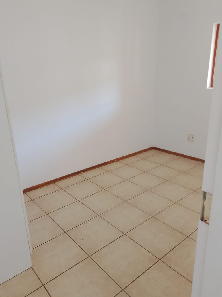 2 Bedroom Property for Sale in Heatherdale AH Gauteng