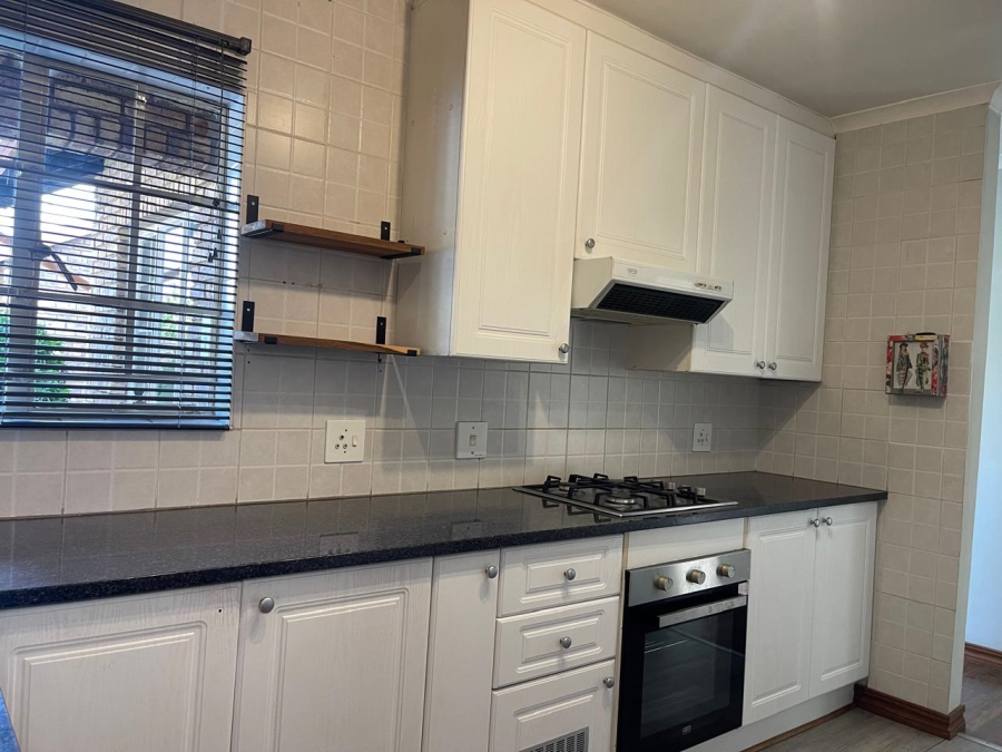 2 Bedroom Property for Sale in Amberfield Glen Gauteng