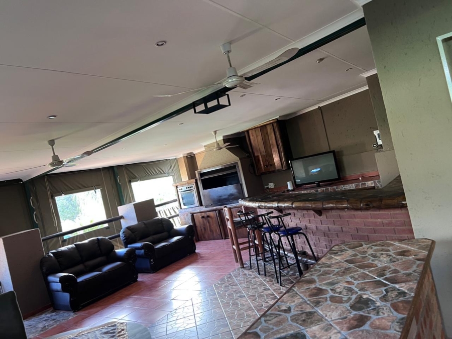 3 Bedroom Property for Sale in Mountain View Gauteng
