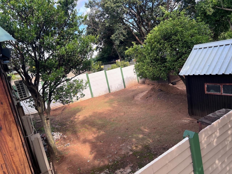 3 Bedroom Property for Sale in Mountain View Gauteng