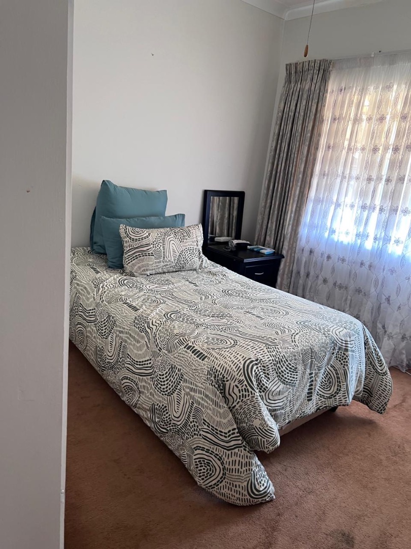 3 Bedroom Property for Sale in Mountain View Gauteng