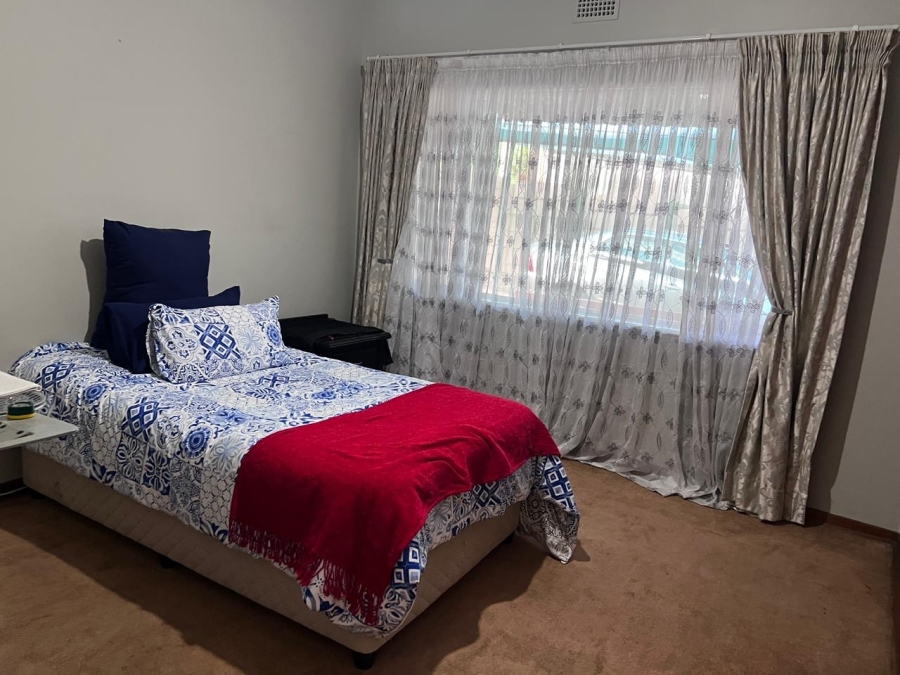 3 Bedroom Property for Sale in Mountain View Gauteng