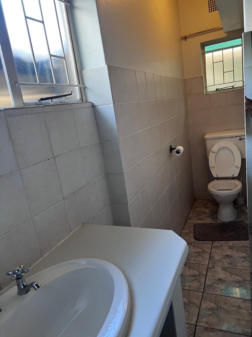 3 Bedroom Property for Sale in Mountain View Gauteng