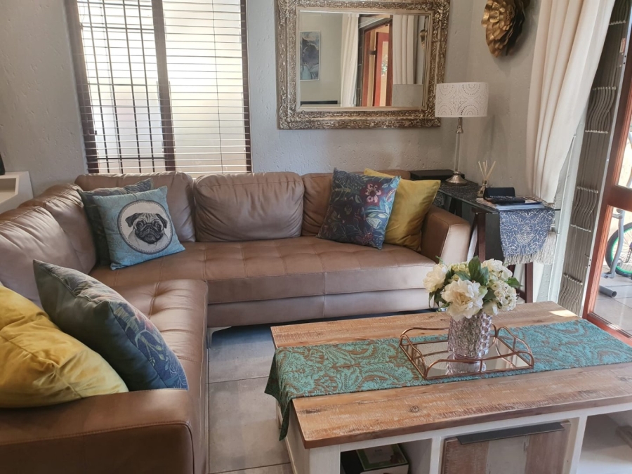 2 Bedroom Property for Sale in Douglasdale Gauteng