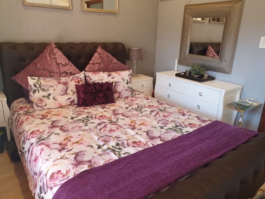 2 Bedroom Property for Sale in Douglasdale Gauteng