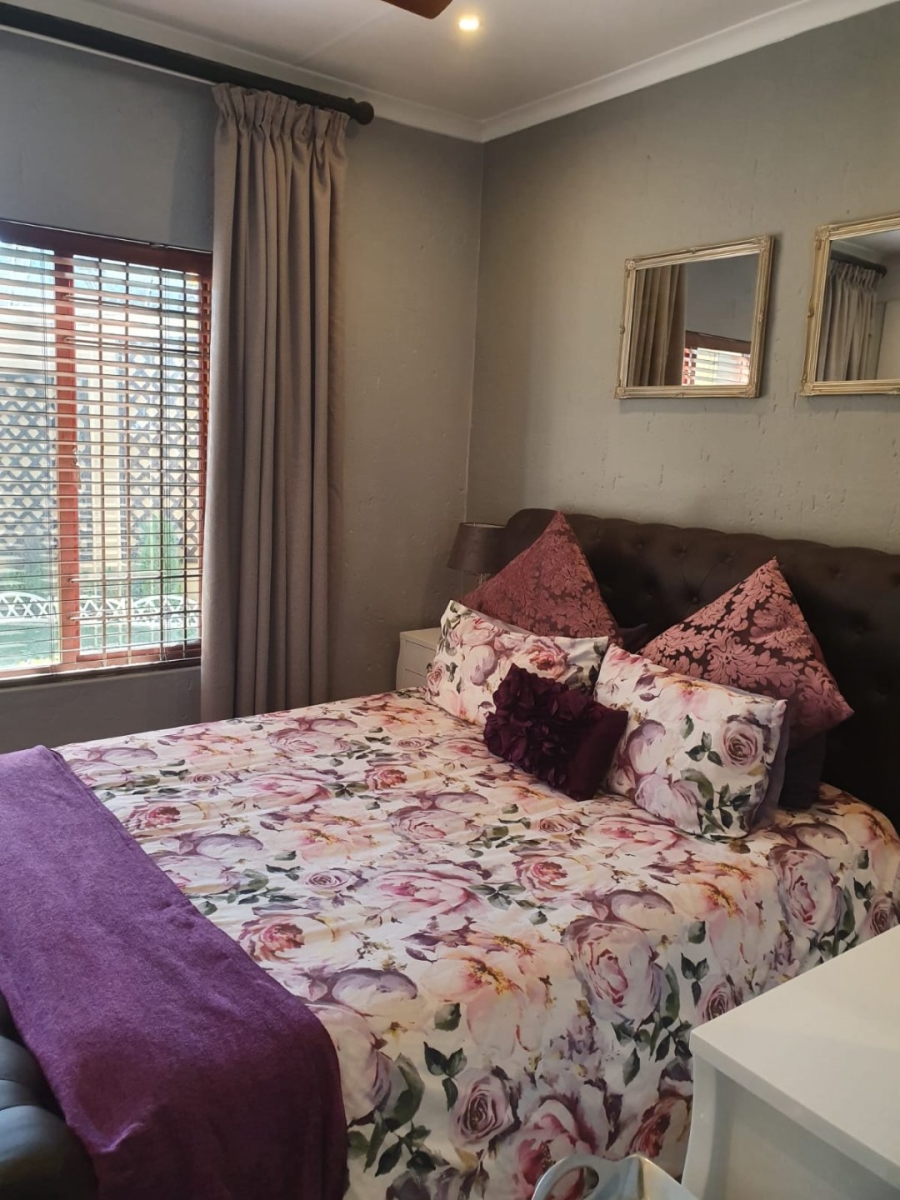 2 Bedroom Property for Sale in Douglasdale Gauteng