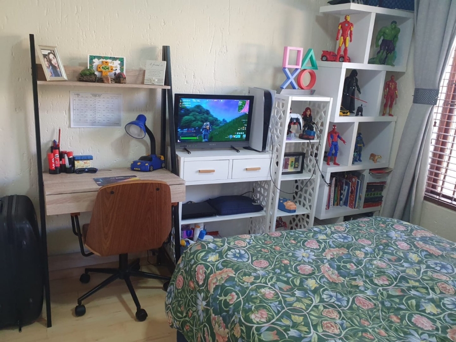 2 Bedroom Property for Sale in Douglasdale Gauteng