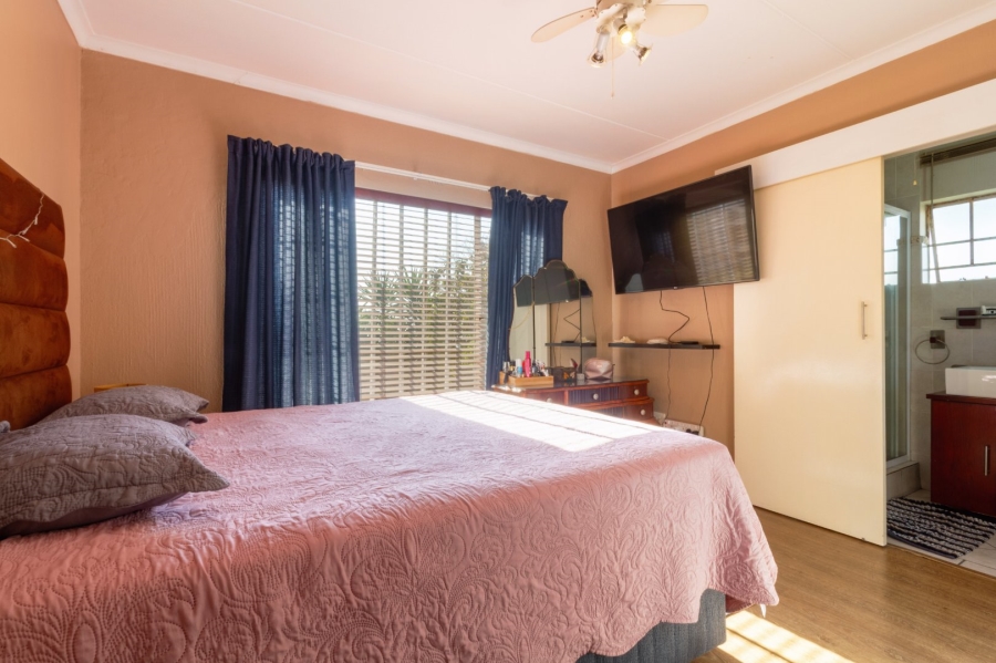 2 Bedroom Property for Sale in Northgate Gauteng