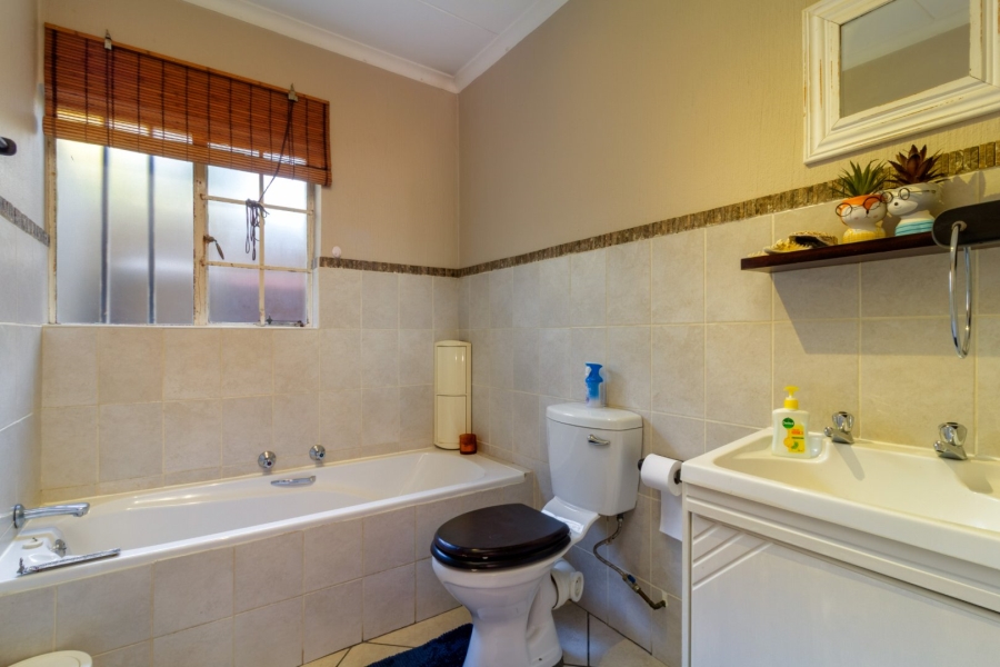 2 Bedroom Property for Sale in Northgate Gauteng