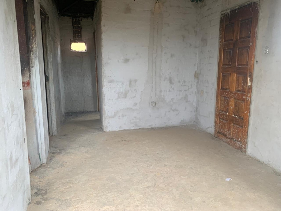 2 Bedroom Property for Sale in Mohlakeng Gauteng