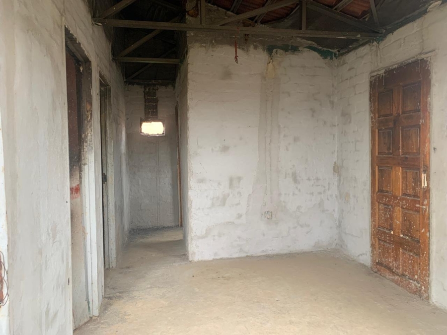 2 Bedroom Property for Sale in Mohlakeng Gauteng