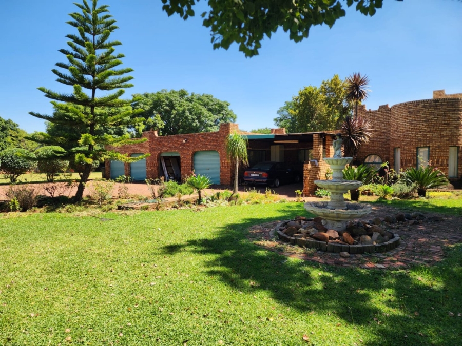 Commercial Property for Sale in Winternest Gauteng