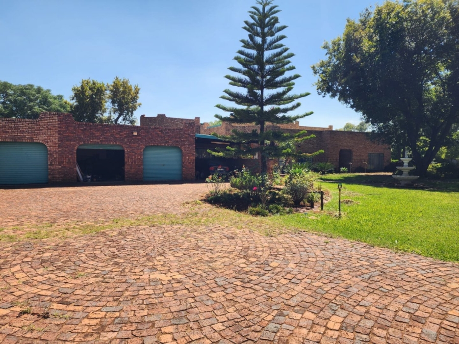 Commercial Property for Sale in Winternest Gauteng