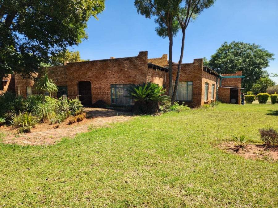 Commercial Property for Sale in Winternest Gauteng