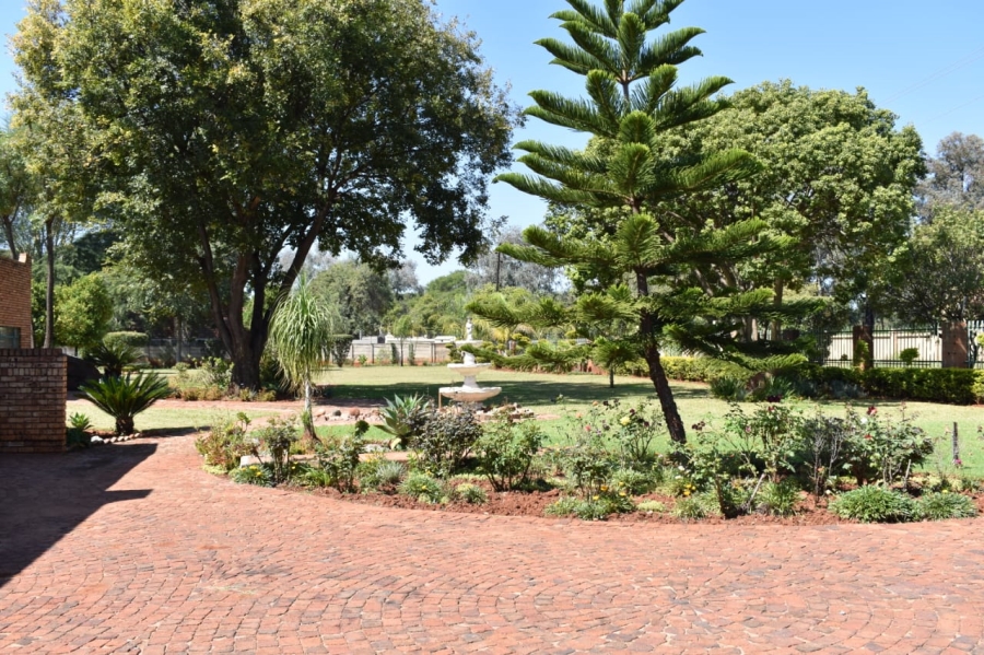 Commercial Property for Sale in Winternest Gauteng