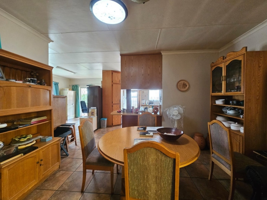 3 Bedroom Property for Sale in Dunnottar Gauteng